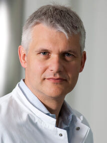 Portrait von Prof. Dr. med. Olaf Sommerburg